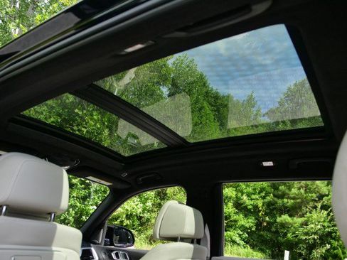 Used 2024 BMW X7 M60i w/ Executive Package AWD/4WD image 46