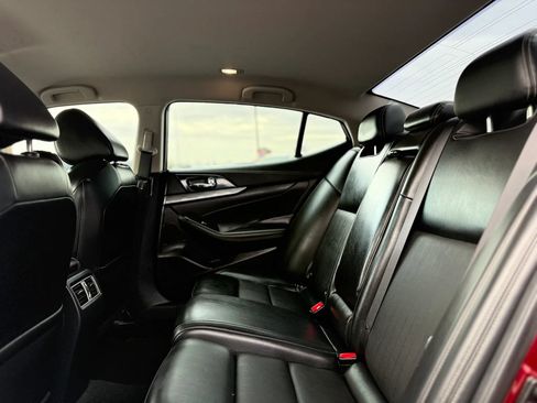 Used 2017 Nissan Maxima 3.5 SV FWD image 18