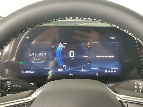 New 2026 Chevrolet Equinox EV LT image 24