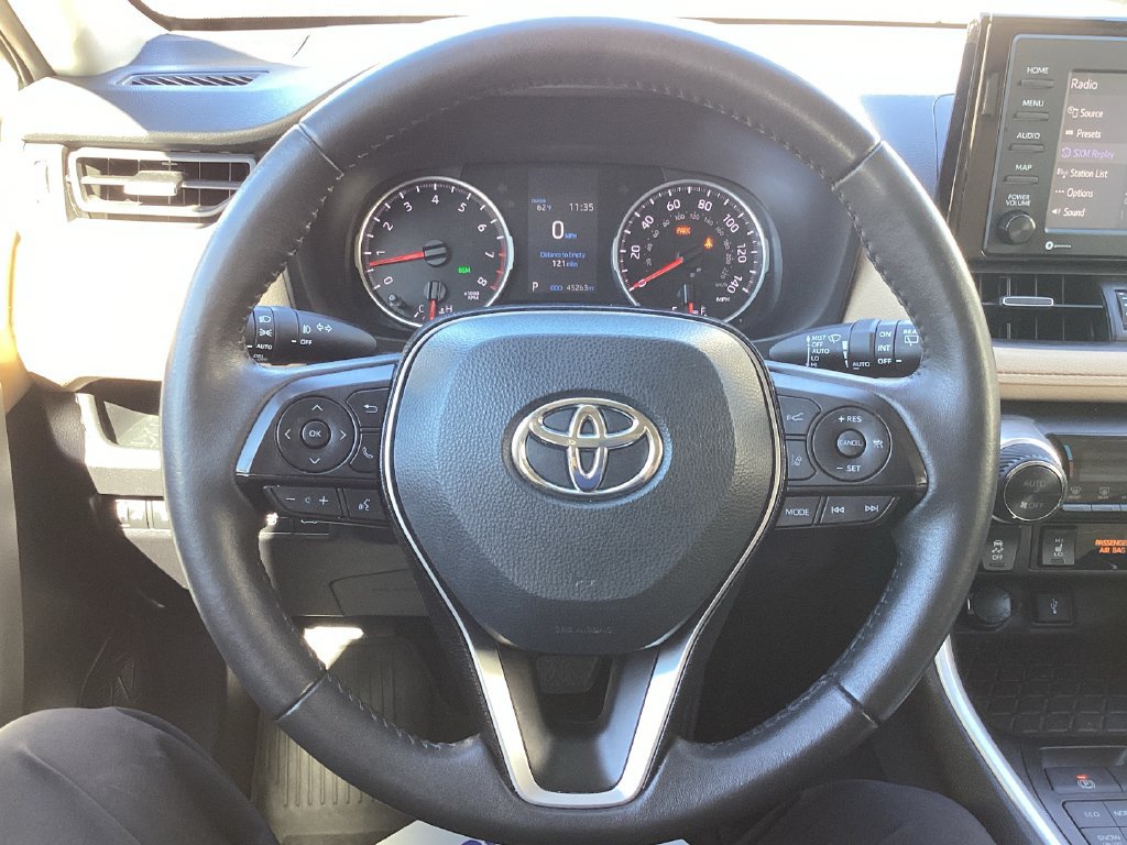 Used 2020 Toyota RAV4 XLE Premium AWD/4WD image 16