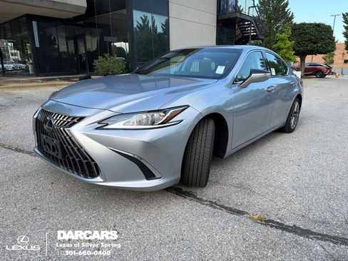 Used 2025 Lexus ES 300h w/ Technology Package FWD image 1