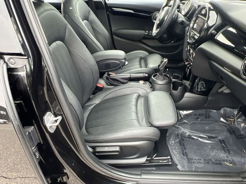 Used 2020 MINI Cooper S image 30