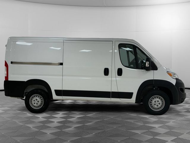 Used 2025 RAM ProMaster 2500 w/ Convenience Group FWD image 5