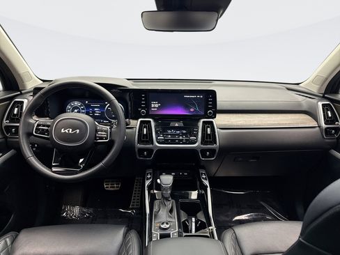 Used 2023 Kia Sorento SX Prestige image 14