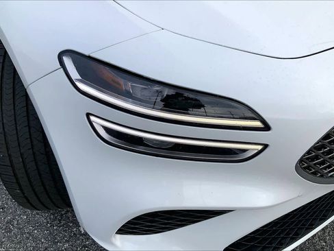 Used 2023 Genesis G70 2.0T image 48