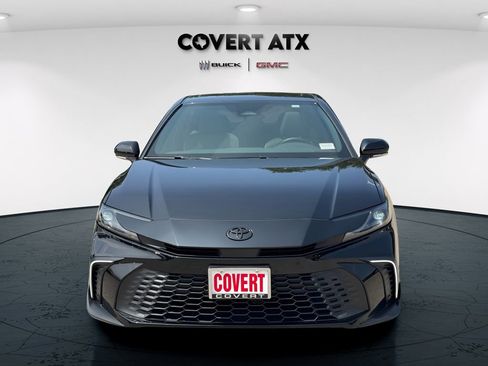Used 2025 Toyota Camry SE w/ Convenience Package FWD image 10