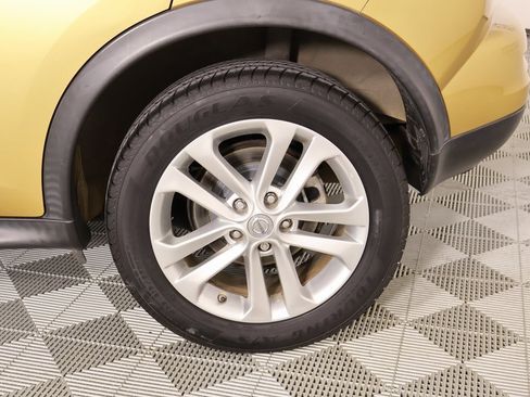 Used 2013 Nissan Juke SV image 17