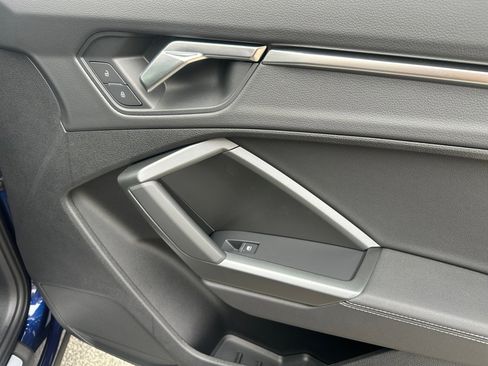 New 2025 Audi Q3 2.0T Premium image 31