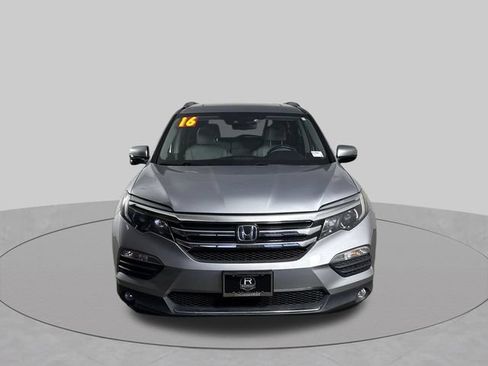 Used 2016 Honda Pilot Touring image 25