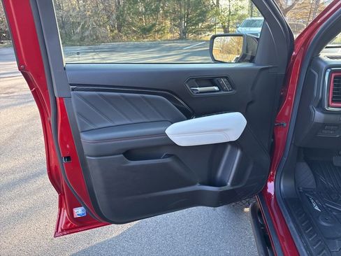 New 2026 GMC Canyon AT4X w/ LPO, Black Badging Package image 20