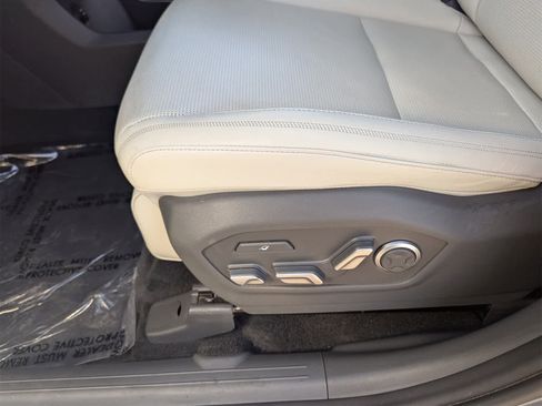 Used 2024 Hyundai Santa Fe Calligraphy image 25