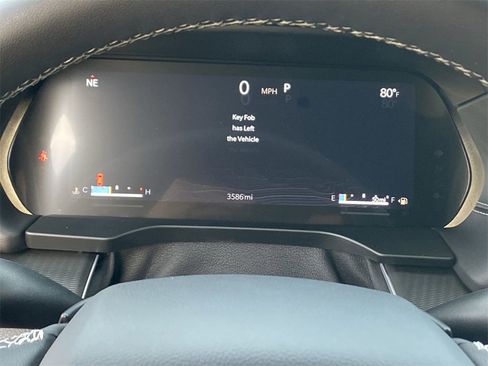 Used 2024 Jeep Grand Cherokee L Altitude image 12