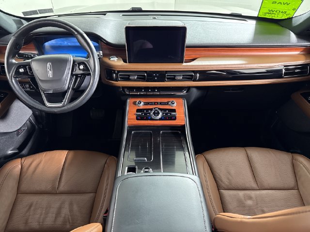 Used 2023 Lincoln Aviator Reserve w/ Equipment Group 201A AWD/4WD image 24