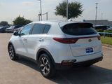 Used 2022 Kia Sportage LX image 6