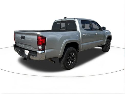 Used 2023 Toyota Tacoma SR5 w/ SR5 Appearance Package RWD image 3