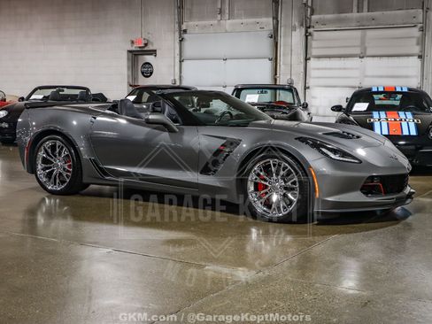 Used 2015 Chevrolet Corvette Z06 w/ 3LZ Preferred Equipment Group image 26