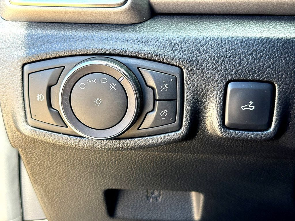 Used 2019 Ford Ranger XLT w/ Equipment Group 302A Luxury RWD image 17