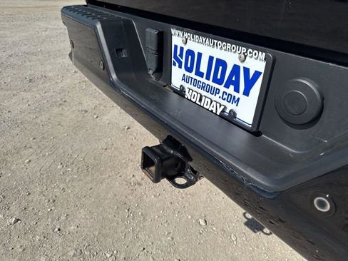 Used 2023 Chevrolet Silverado 1500 ZR2 w/ Technology Package image 13