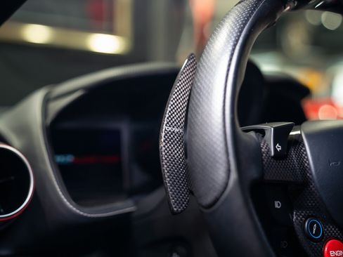 Used 2018 Ferrari 812 Superfast RWD image 40