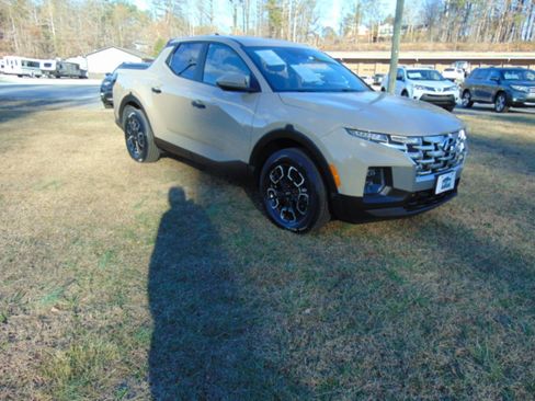 Used 2024 Hyundai Santa Cruz SEL AWD/4WD image 35
