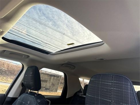 New 2025 Ford Bronco Sport Heritage w/ Convenience Package image 27