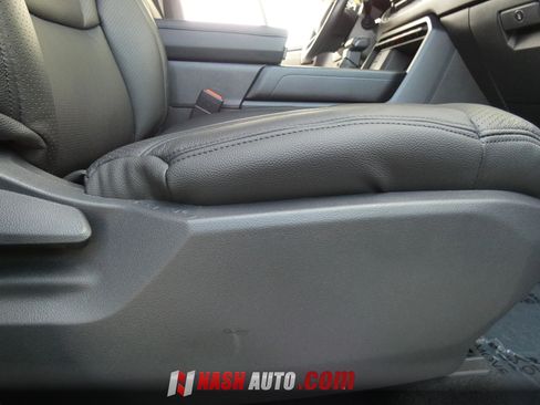 Used 2026 Toyota Tundra SR AWD/4WD image 38