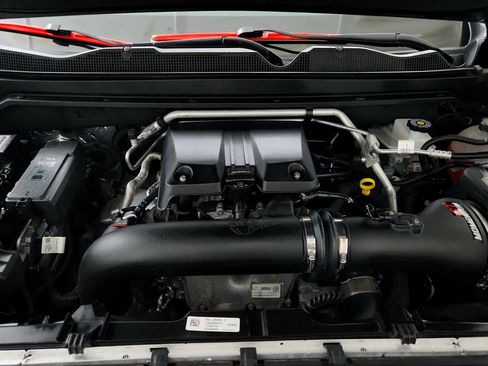 Certified 2024 Chevrolet Colorado ZR2 w/ ZR2 Convenience Package III AWD/4WD image 16
