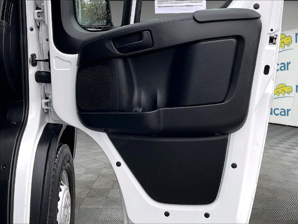 Used 2025 RAM ProMaster 2500 w/ U-Haul Equipment Group FWD image 12
