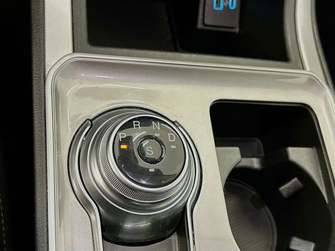 Used 2024 Ford Edge SEL image 24