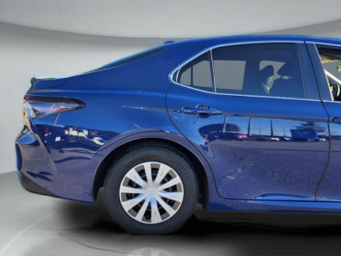 Used 2024 Toyota Camry LE image 38