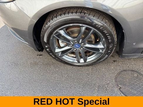 Used 2018 Ford Fusion SE image 44