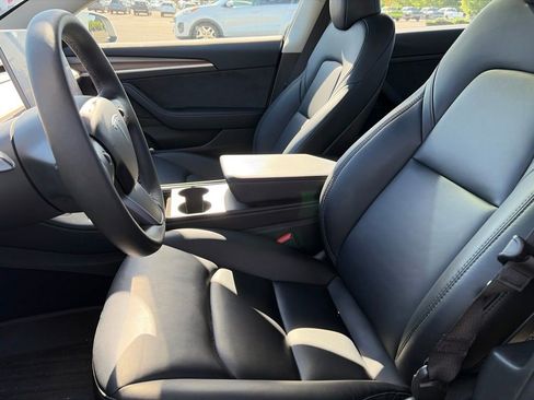 Used 2023 Tesla Model 3 Standard Range RWD image 10