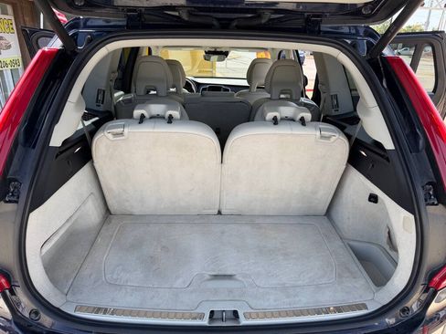 Used 2016 Volvo XC90 T6 Momentum AWD/4WD image 12