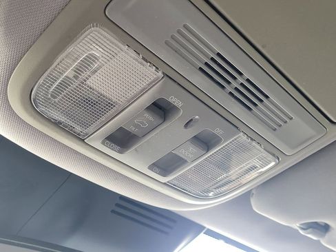 Used 2019 Honda CR-V EX image 15