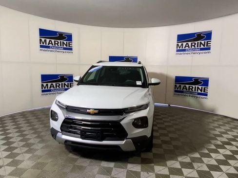 Used 2023 Chevrolet TrailBlazer LT FWD image 5