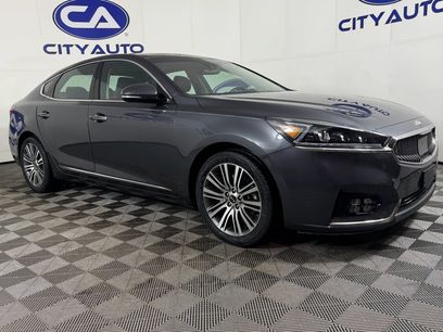 Used 2018 Kia Cadenza Technology
