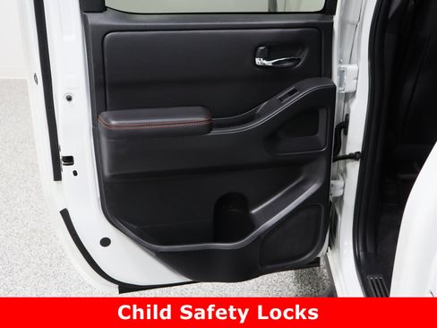 Used 2023 Nissan Frontier PRO-4X w/ Pro-4X Premium Package image 30