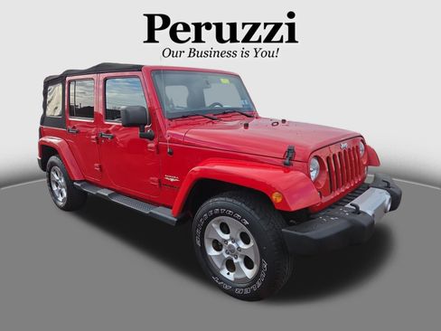 Used 2014 Jeep Wrangler Unlimited Sahara w/ Connectivity Group image 1