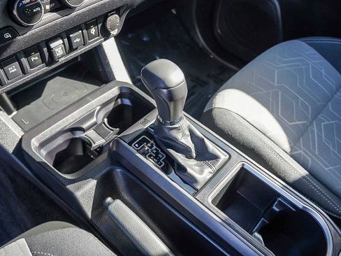 Used 2023 Toyota Tacoma TRD Off-Road w/ Advanced Technology Package image 22