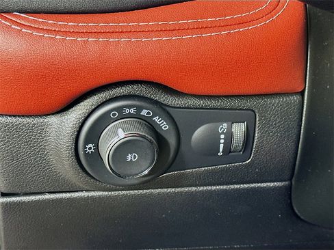 Used 2022 Dodge Durango SRT w/ Premium Interior Group image 22