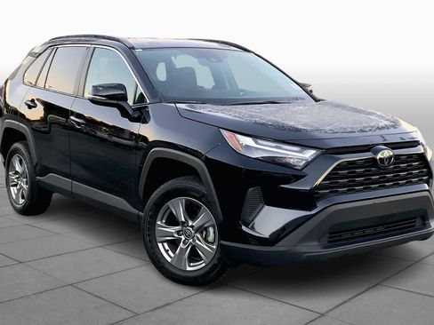 Used 2024 Toyota RAV4 XLE image 2