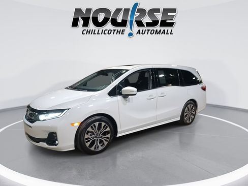 Used 2026 Honda Odyssey Elite image 4