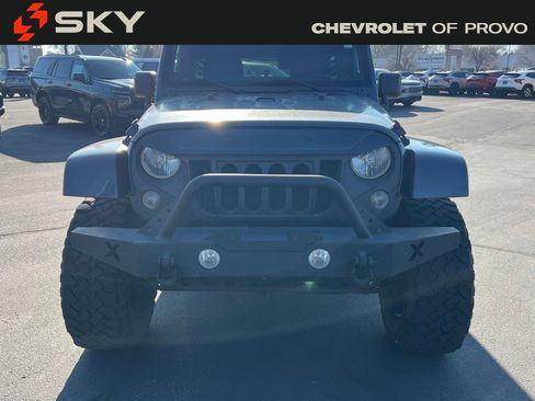 Used 2014 Jeep Wrangler Unlimited Sahara w/ Connectivity Group image 6