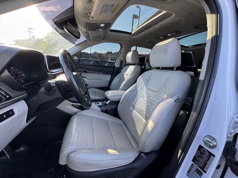 Used 2022 Kia Telluride SX w/ SX Prestige Package AWD/4WD image 19