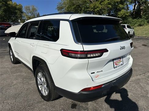 Used 2022 Jeep Grand Cherokee L Limited image 8