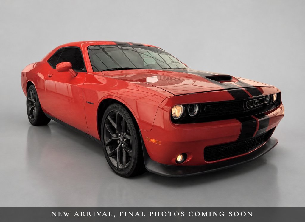 Used 2021 Dodge Challenger R/T RWD image 2