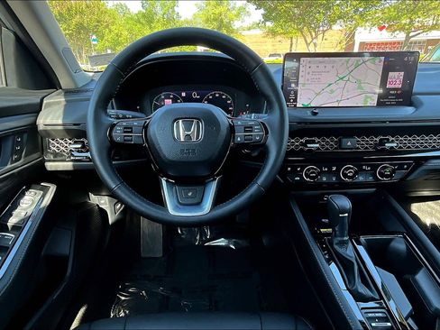 Certified 2025 Honda Accord Touring image 5