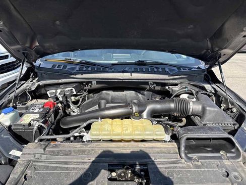 Used 2020 Ford F150 Lariat w/ Equipment Group 502A Luxury AWD/4WD image 26