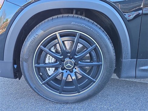 Certified 2025 Mercedes-Benz GLB 35 AMG 4MATIC image 9