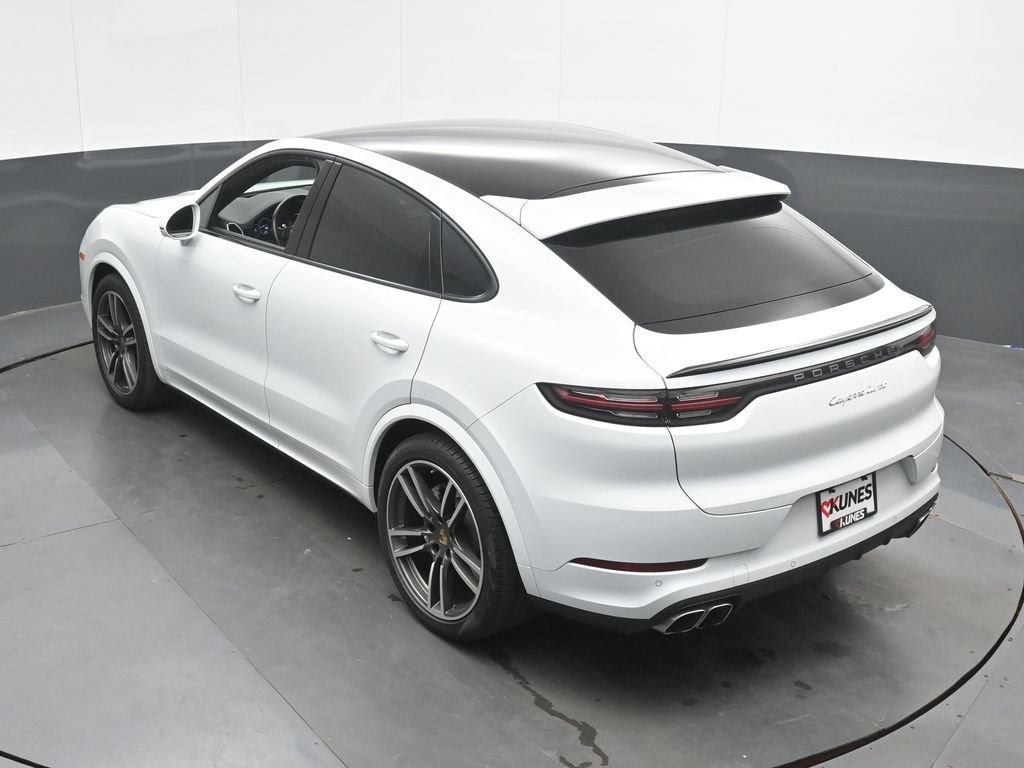 Used 2023 Porsche Cayenne Turbo AWD/4WD image 39